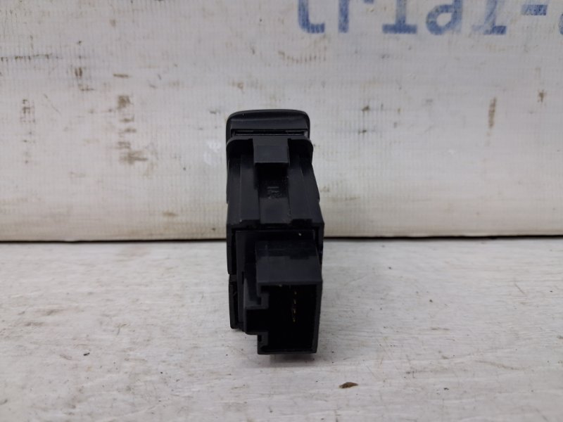 Кнопка аварийки Ceed 2012-2018 JD 1.6 diesel D4FB