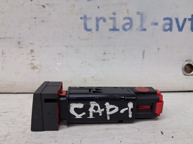 Кнопка аварийки Chevrolet Captiva C100 2.4 бензин Z24SED Кнопка аварийки Chevrolet Captiva C100 2.4 бензин Z24SED