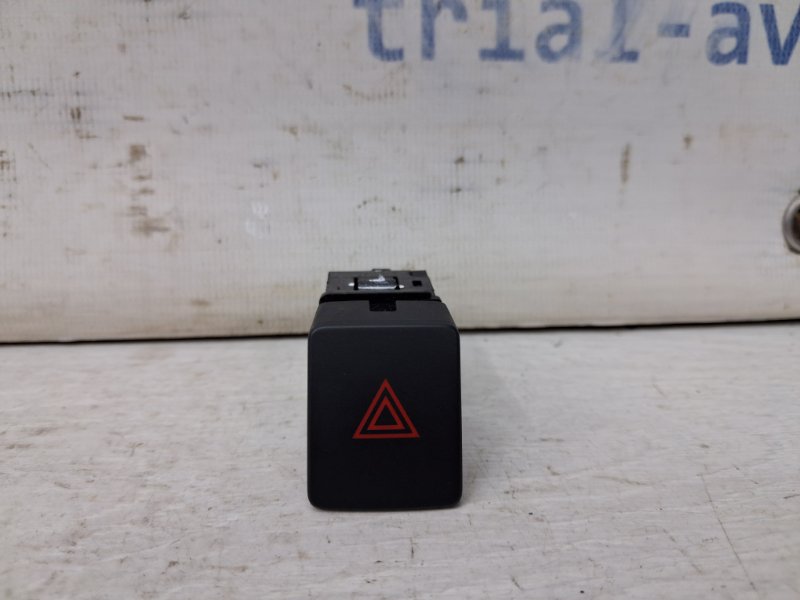 Запчасть кнопка аварийки Nissan Qashqai 2013-2022 J11 1.2 Бензин HRA2DDT 252904BA0A Б/У Кнопка аварийки Nissan Qashqai 2013-2022 J11 1.2 Бензин HRA2DDT 252904BA0A Б/У