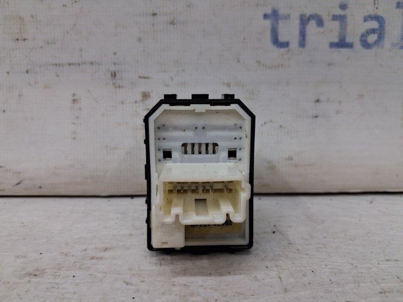 Корректор зеркал Qashqai 2013-2022 J11 1.2 Бензин HRA2DDT Корректор зеркал Qashqai 2013-2022 J11 1.2 Бензин HRA2DDT