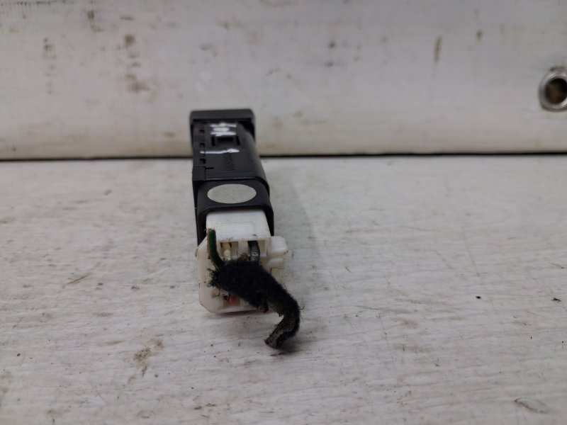 Кнопка подогрева Sorento 2002-2011 BL 2.5 diesel D4CB Кнопка подогрева Sorento 2002-2011 BL 2.5 diesel D4CB