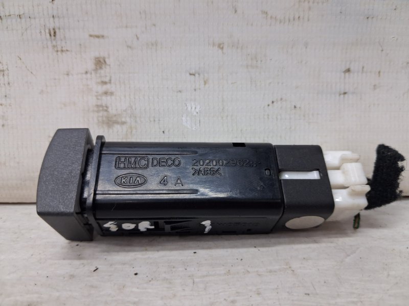 Кнопка подогрева Kia Sorento BL 2.5 diesel D4CB Кнопка подогрева Kia Sorento BL 2.5 diesel D4CB