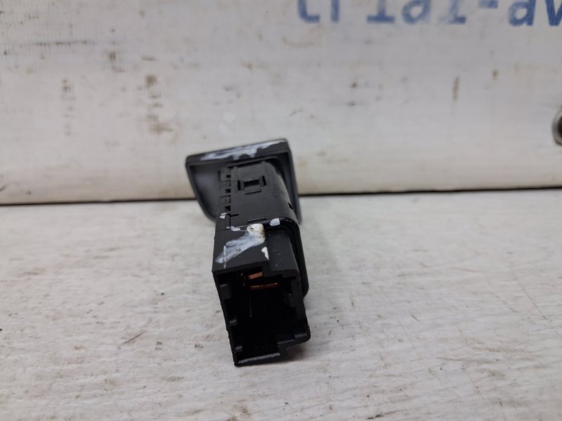 Кнопка подогрева Captiva 2006-2018 C140 2.2 diesel Z22D1 Кнопка подогрева Captiva 2006-2018 C140 2.2 diesel Z22D1