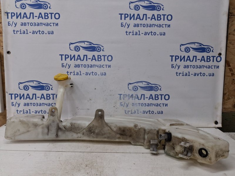 Запчасть бачок омывателя Nissan Pathfinder 2004-2014 R51 2.5 Diesel YD25DDTI 28910EB320 Б/У Бачок омывателя Nissan Pathfinder 2004-2014 R51 2.5 Diesel YD25DDTI 28910EB320 Б/У