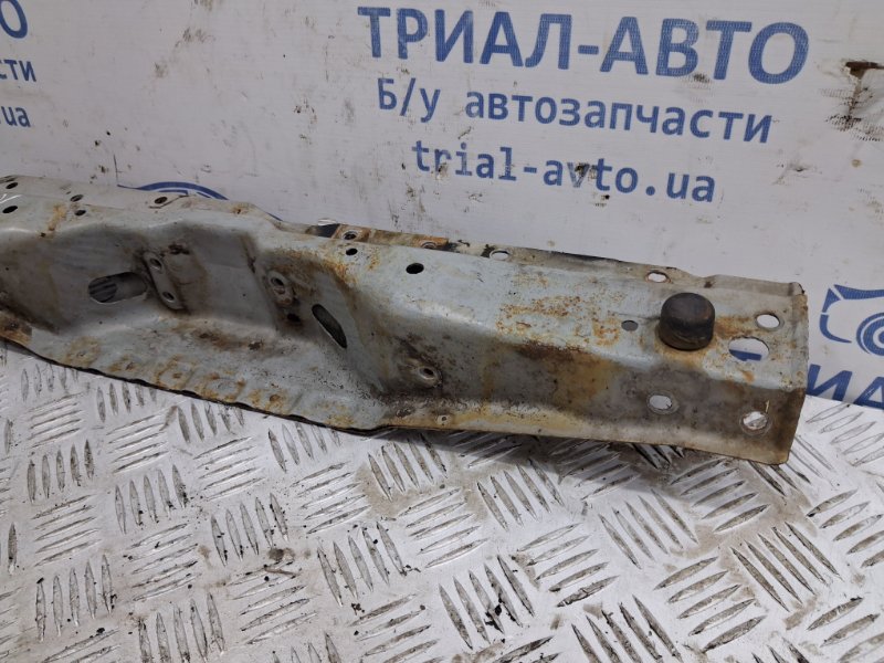 Панель передняя верхняя планка Suzuki Grand Vitara JT 2.0 Бензин J20A