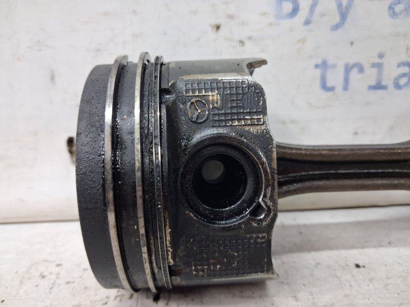 Поршень с шатуном 3 2013-2019 BM 2.2 diesel