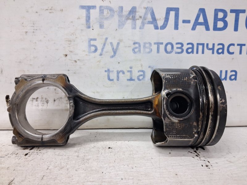 Поршень с шатуном Mazda 3 2013-2019 BM 2.2 diesel SHY111SA0 Б/У