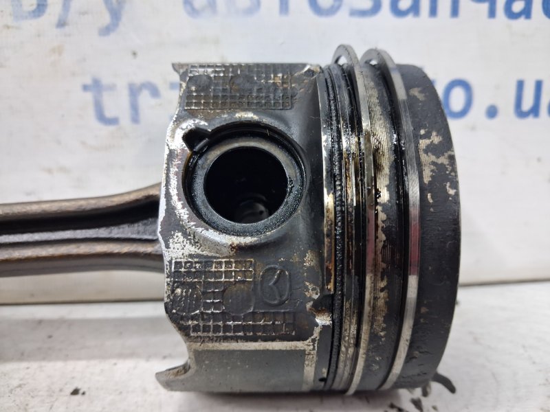 Поршень с шатуном 3 2013-2019 BM 2.2 diesel