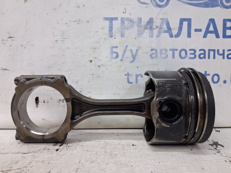 Поршень с шатуном Mazda 3 2013-2019 BM 2.2 diesel SHY111SA0 Б/У