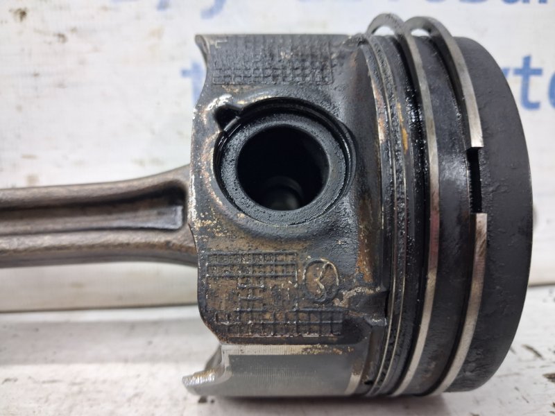 Поршень с шатуном 3 2013-2019 BM 2.2 diesel