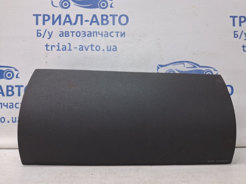 Запчасть накладка Nissan Pathfinder 2004-2014 R51 2.5 Diesel YD25DDTI 68210EB321 Б/У Накладка Nissan Pathfinder 2004-2014 R51 2.5 Diesel YD25DDTI 68210EB321 Б/У
