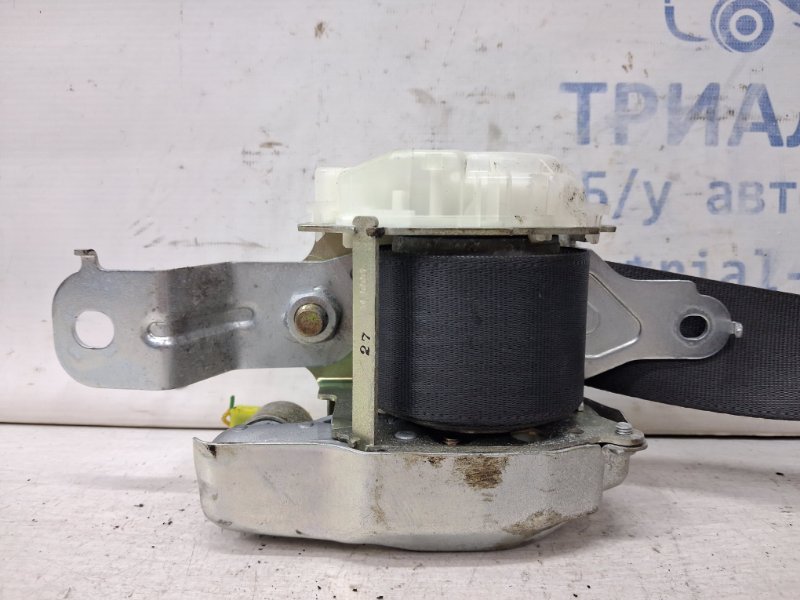 Ремень безопасности передний правый Nissan Pathfinder R51 2.5 Diesel YD25DDTI Ремень безопасности передний правый Nissan Pathfinder R51 2.5 Diesel YD25DDTI