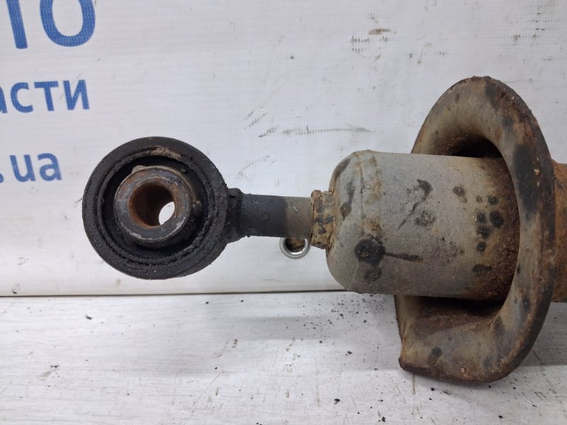 Амортизатор Передний Nissan Pathfinder R51 2.5 Diesel YD25DDTI Амортизатор Передний Nissan Pathfinder R51 2.5 Diesel YD25DDTI