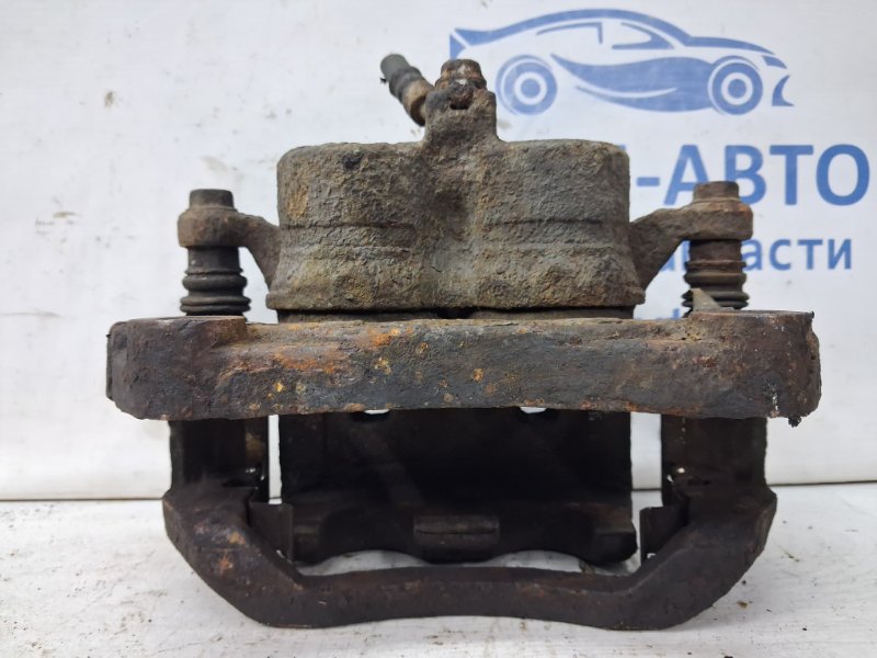 Суппорт передний правый Pathfinder 2004-2014 R51 2.5 Diesel YD25DDTI Суппорт передний правый Pathfinder 2004-2014 R51 2.5 Diesel YD25DDTI