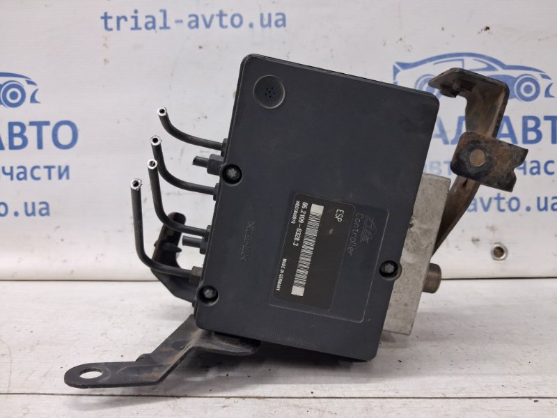 Блок abs Pathfinder 2004-2014 R51 2.5 Diesel YD25DDTI Блок abs Pathfinder 2004-2014 R51 2.5 Diesel YD25DDTI