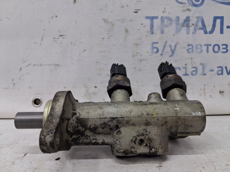 Тормозной цилиндр главный Pathfinder 2004-2014 R51 2.5 Diesel YD25DDTI Тормозной цилиндр главный Pathfinder 2004-2014 R51 2.5 Diesel YD25DDTI