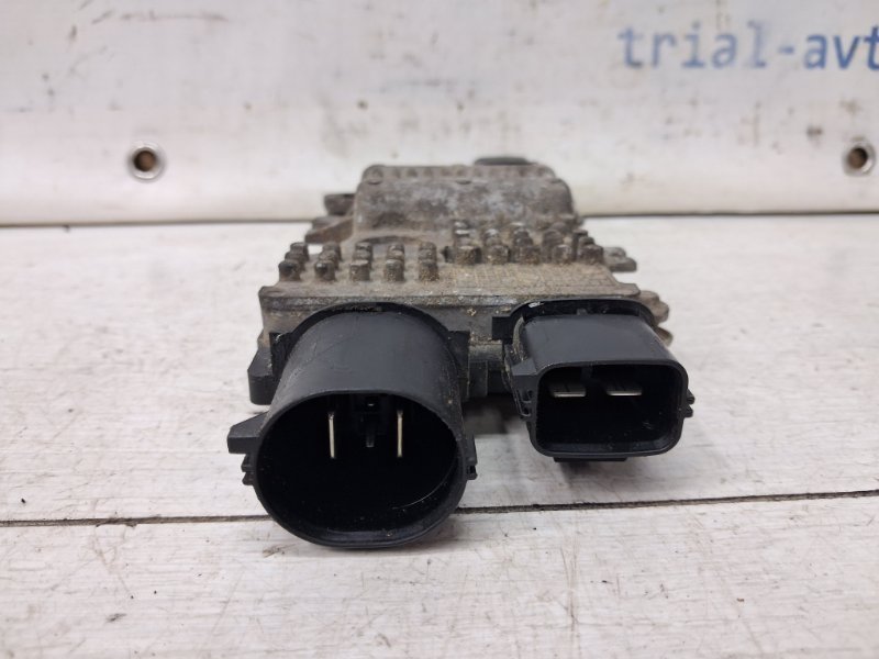 Блок управления вентиляторами Captiva 2006-2018 C140 2.2 diesel Z22D1