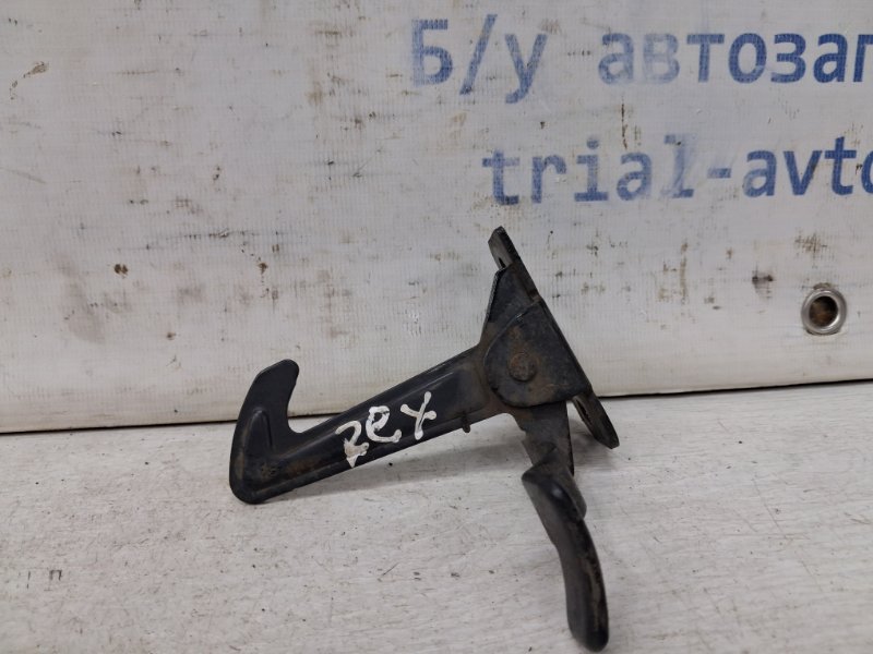 Крюк капота Rexton 2006-2012 Y250 2.7 D27DT