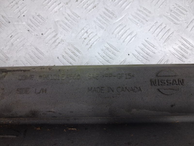 Подножка левая Pathfinder 2004-2014 R51 2.5 Diesel YD25DDTI Подножка левая Pathfinder 2004-2014 R51 2.5 Diesel YD25DDTI