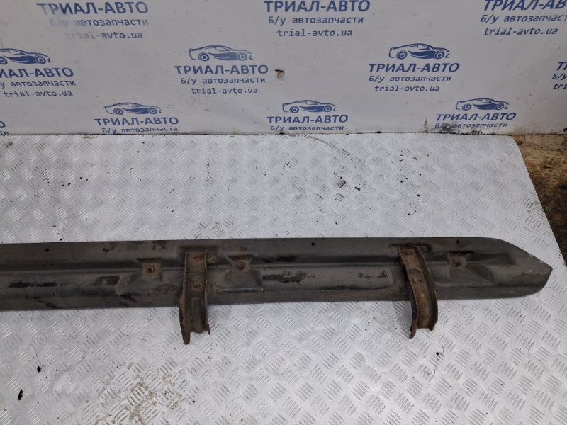 Подножка правая Pathfinder 2004-2014 R51 2.5 Diesel YD25DDTI Подножка правая Pathfinder 2004-2014 R51 2.5 Diesel YD25DDTI