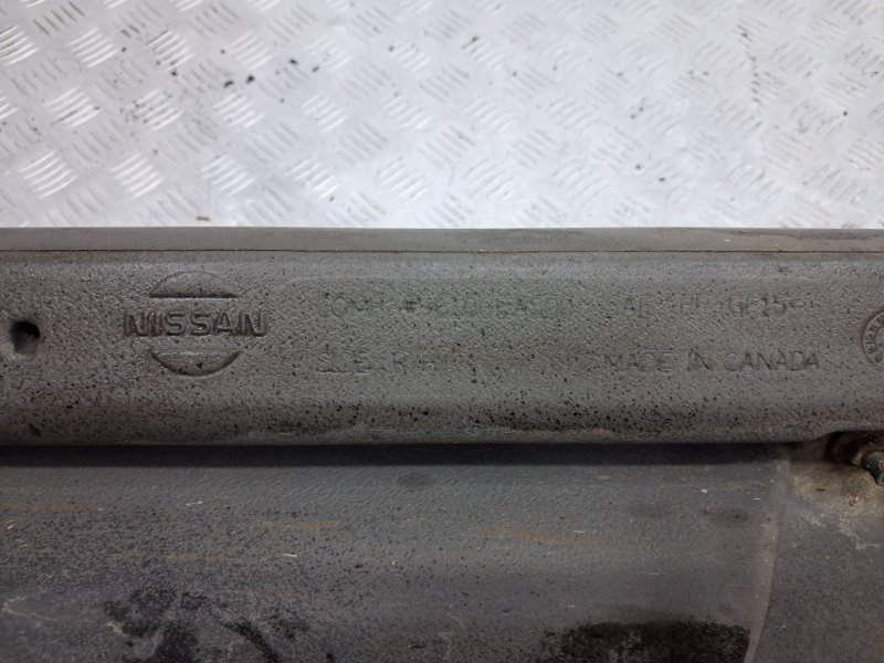 Подножка правая Pathfinder 2004-2014 R51 2.5 Diesel YD25DDTI Подножка правая Pathfinder 2004-2014 R51 2.5 Diesel YD25DDTI