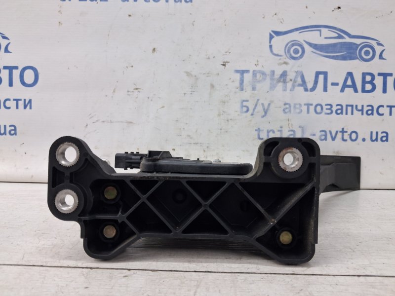 Педаль газа Nissan Pathfinder R51 2.5 Diesel YD25DDTI Педаль газа Nissan Pathfinder R51 2.5 Diesel YD25DDTI