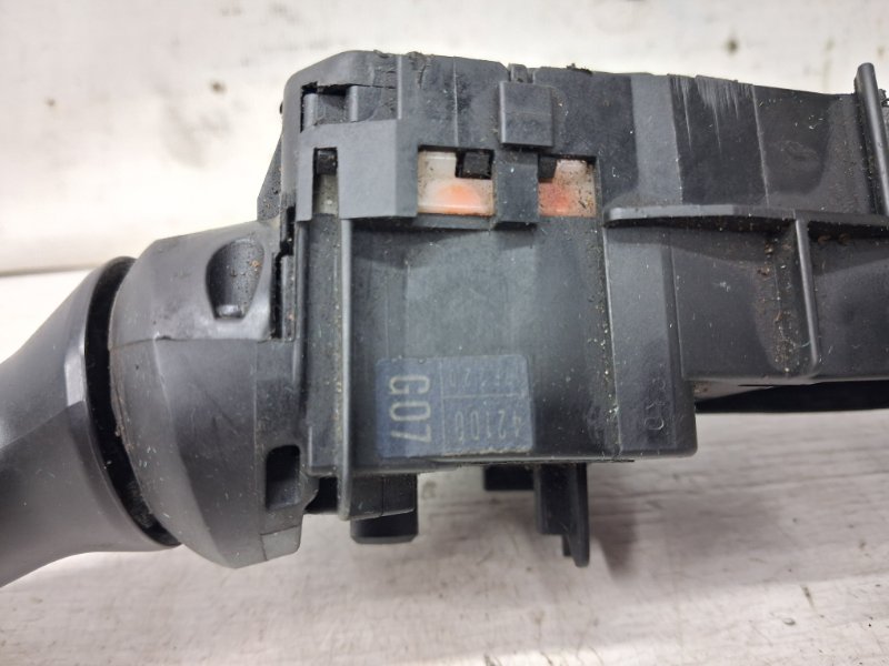 Переключатель подрулевой левый(поворотники) RAV 4 2005-2016 A30 2.0 бензин 1AZFE Переключатель подрулевой левый(поворотники) RAV 4 2005-2016 A30 2.0 бензин 1AZFE