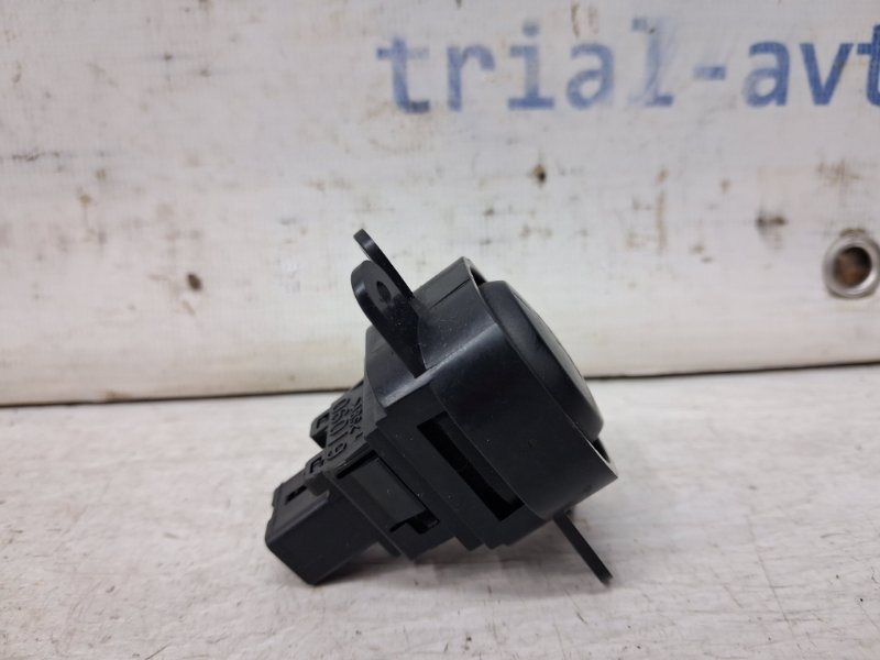 Кнопка аварийки Nissan Pathfinder R51 2.5 Diesel YD25DDTI Кнопка аварийки Nissan Pathfinder R51 2.5 Diesel YD25DDTI