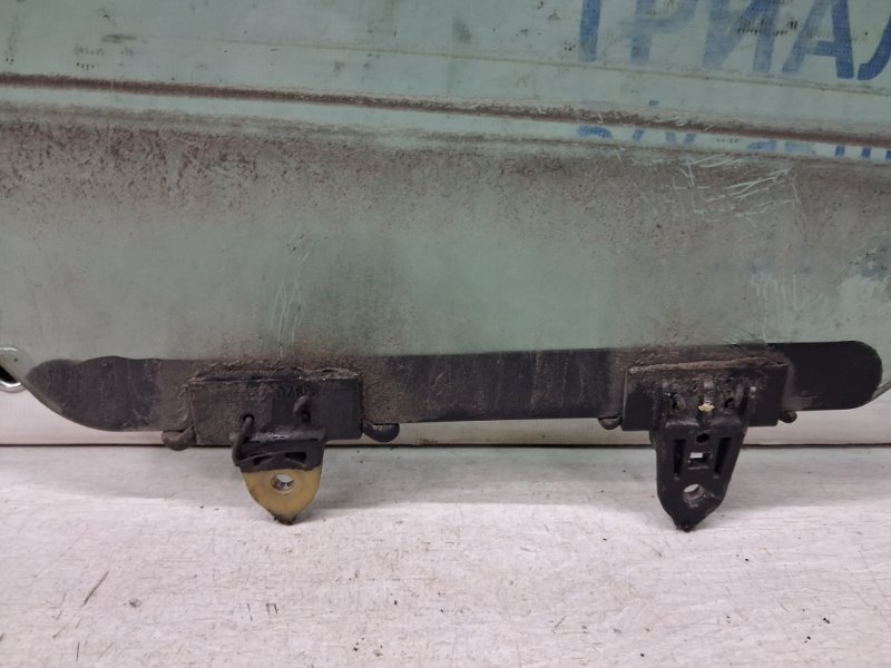 Стекло двери переднее левое Pathfinder 2004-2014 R51 2.5 Diesel YD25DDTI Стекло двери переднее левое Pathfinder 2004-2014 R51 2.5 Diesel YD25DDTI