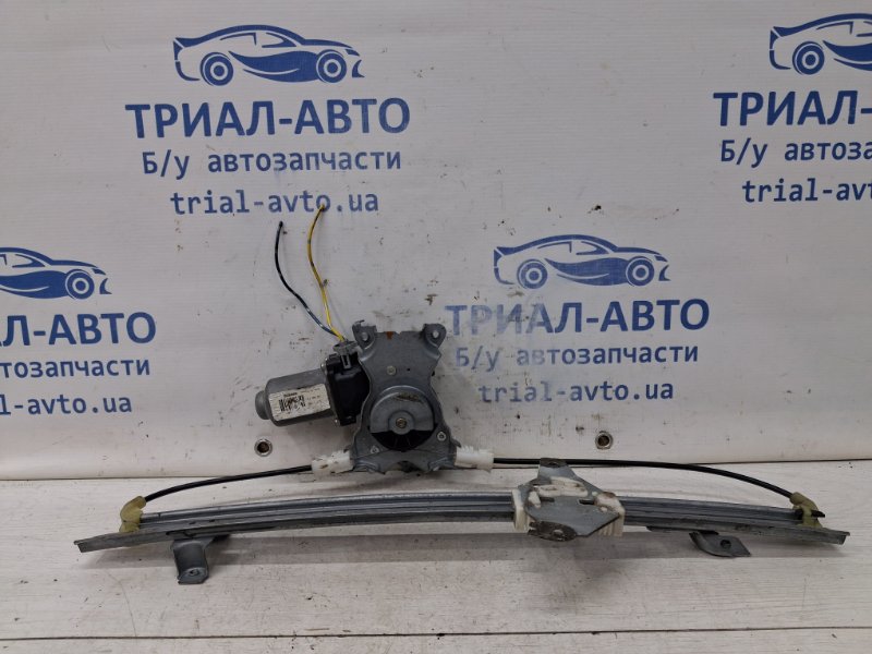 Стеклоподъемник задний правый Pathfinder 2004-2014 R51 2.5 Diesel YD25DDTI Стеклоподъемник задний правый Pathfinder 2004-2014 R51 2.5 Diesel YD25DDTI