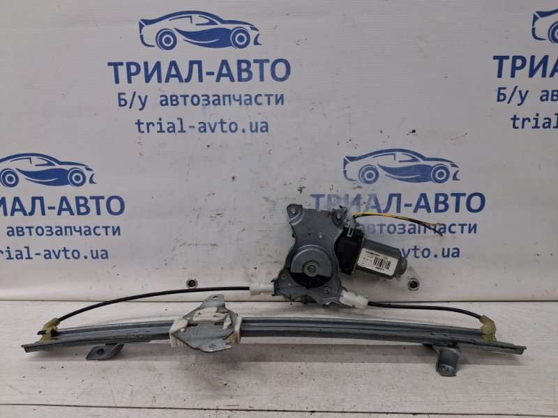 Стеклоподъемник задний левый Pathfinder 2004-2014 R51 2.5 Diesel YD25DDTI Стеклоподъемник задний левый Pathfinder 2004-2014 R51 2.5 Diesel YD25DDTI