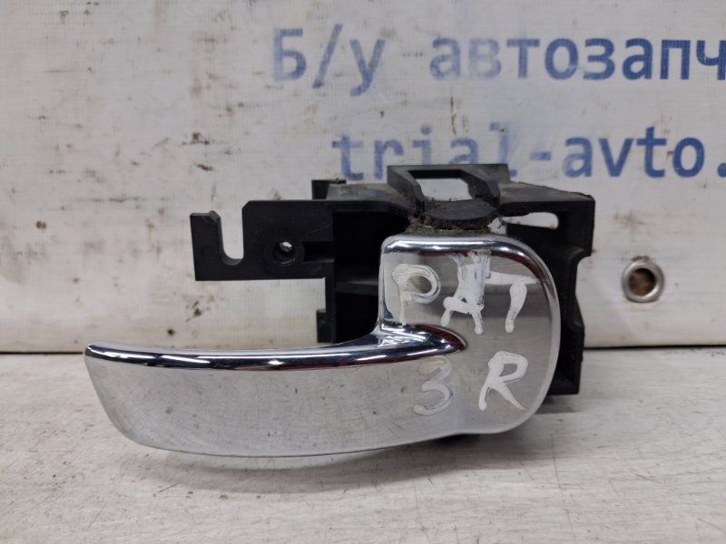 Запчасть ручка двери внутренняя правая Nissan Pathfinder 2004-2014 R51 2.5 Diesel YD25DDTI 80670EB32B Б/У Ручка двери внутренняя правая Nissan Pathfinder 2004-2014 R51 2.5 Diesel YD25DDTI 80670EB32B Б/У