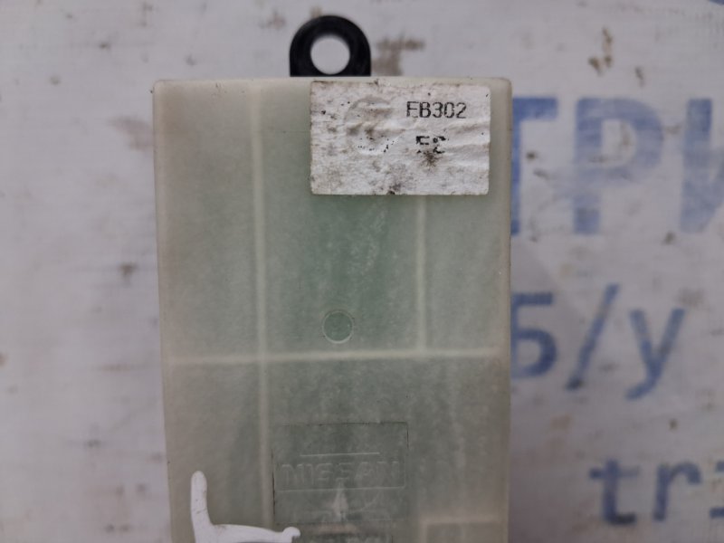 Блок управления стеклоподъемниками Pathfinder 2004-2014 R51 2.5 Diesel YD25DDTI Блок управления стеклоподъемниками Pathfinder 2004-2014 R51 2.5 Diesel YD25DDTI