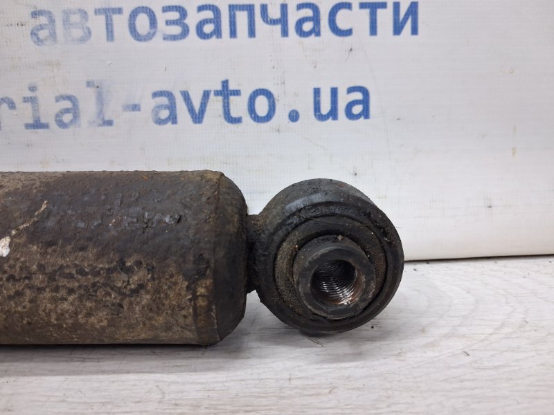 Амортизатор задний Nissan Pathfinder R51 2.5 Diesel YD25DDTI Амортизатор задний Nissan Pathfinder R51 2.5 Diesel YD25DDTI