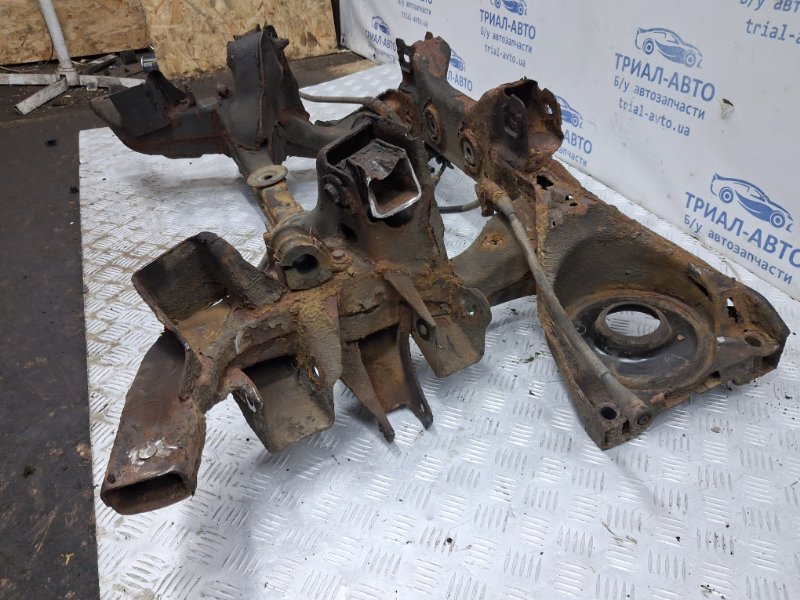 Балка задней подвески Nissan Pathfinder R51 2.5 Diesel YD25DDTI Балка задней подвески Nissan Pathfinder R51 2.5 Diesel YD25DDTI