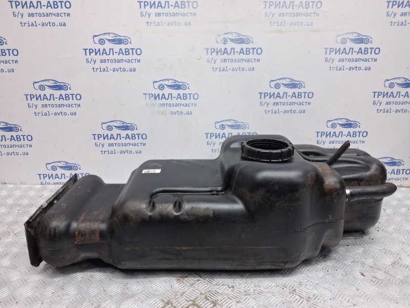Запчасть бак топливный пластик Nissan Pathfinder 2004-2014 R51 2.5 Diesel YD25DDTI 17202EB30A Б/У Бак топливный пластик Nissan Pathfinder 2004-2014 R51 2.5 Diesel YD25DDTI 17202EB30A Б/У