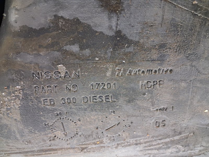 Бак топливный пластик Pathfinder 2004-2014 R51 2.5 Diesel YD25DDTI Бак топливный пластик Pathfinder 2004-2014 R51 2.5 Diesel YD25DDTI