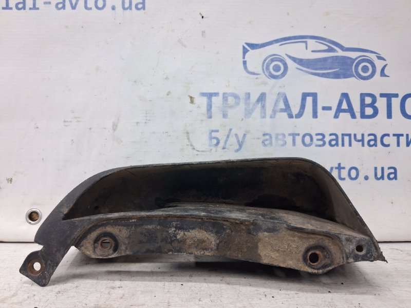 Брызговик задний левый Pajero Wagon 1999-2006 3 3.2 Дизель 4M41