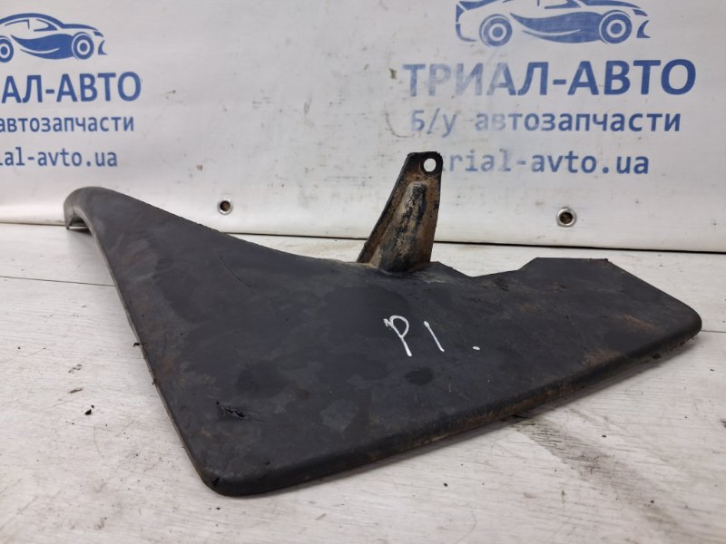 Брызговик передний левый Navara 2004-2015 D40 2.5 Diesel YD25DDTI