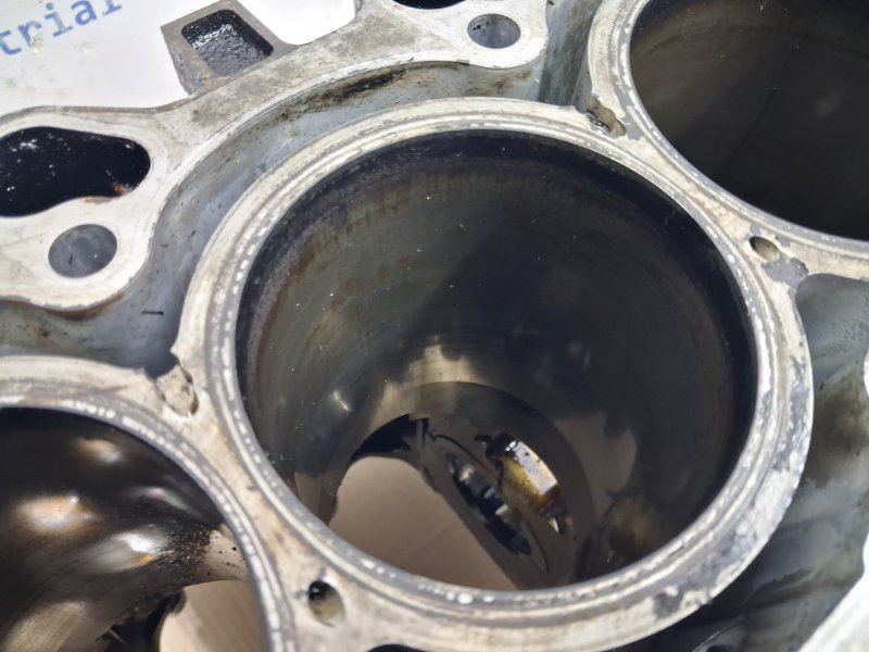 Блок ДВС 3 2013-2019 BM 2.2 diesel Блок ДВС 3 2013-2019 BM 2.2 diesel
