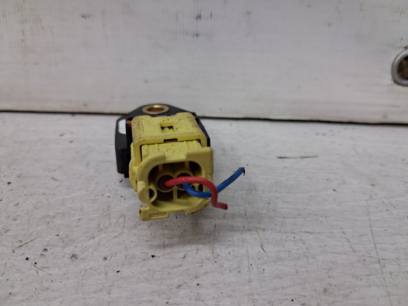 Датчик удара (AIRBAG) Ceed 2012-2018 JD 1.6 diesel D4FB