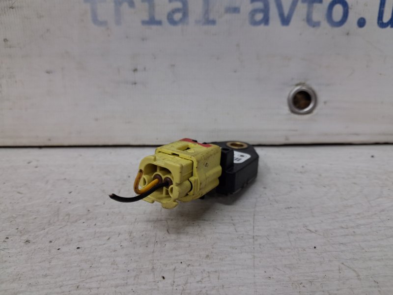 Датчик удара (AIRBAG) Ceed 2012-2018 JD 1.6 diesel D4FB