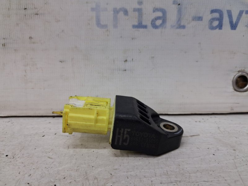 Запчасть датчик удара (airbag) Toyota RAV 4 2012-2019 A40 2.2 diesel 2ADFTV 8983133050 Б/У Датчик удара (AIRBAG) Toyota RAV 4 2012-2019 A40 2.2 diesel 2ADFTV 8983133050 Б/У