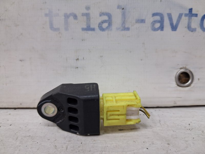 Запчасть датчик удара (airbag) Toyota RAV 4 2012-2019 A40 2.2 diesel 2ADFTV 8983133050 Б/У Датчик удара (AIRBAG) Toyota RAV 4 2012-2019 A40 2.2 diesel 2ADFTV 8983133050 Б/У