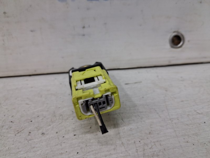 Датчик удара (AIRBAG) Auris 2006-2012 E150 1.6 бензин 1ZRFAE