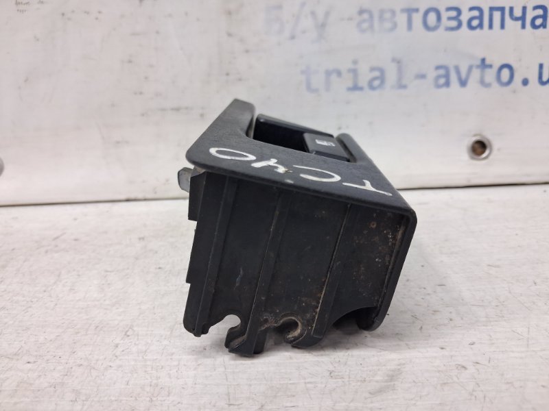 Ручка крышки багажника Toyota Camry XV40 2.4 Бензин 2AZFE