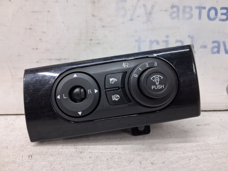 Запчасть корректор зеркал Chevrolet Captiva 2006-2018 C140 2.2 diesel Z22D1 Б/У Корректор зеркал Chevrolet Captiva 2006-2018 C140 2.2 diesel Z22D1 Б/У