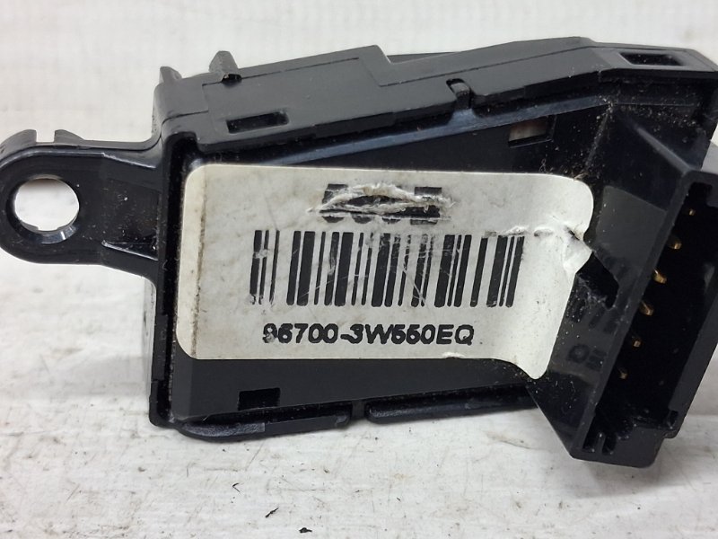 Кнопки руля Kia Sportage SL 1.7 diesel D4FD Кнопки руля Kia Sportage SL 1.7 diesel D4FD