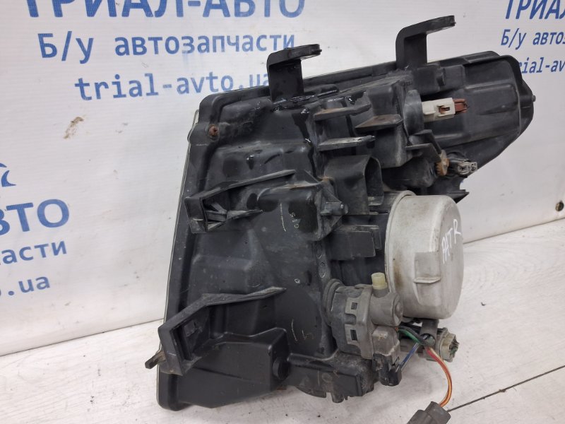 Фара правая Ксенон Pathfinder 2004-2014 R51 2.5 Diesel YD25DDTI Фара правая Ксенон Pathfinder 2004-2014 R51 2.5 Diesel YD25DDTI