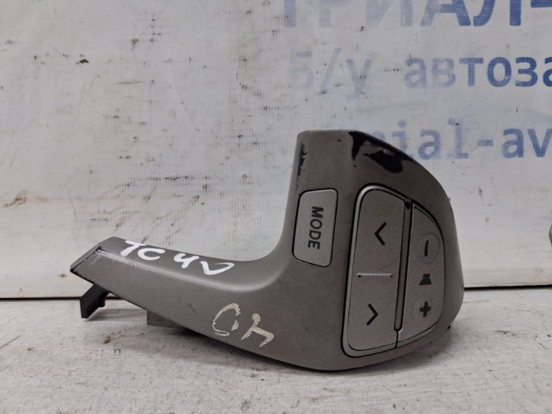 Кнопки руля Toyota Camry 2006-2011 XV40 2.4 Бензин 2AZFE 8425033010 Б/У